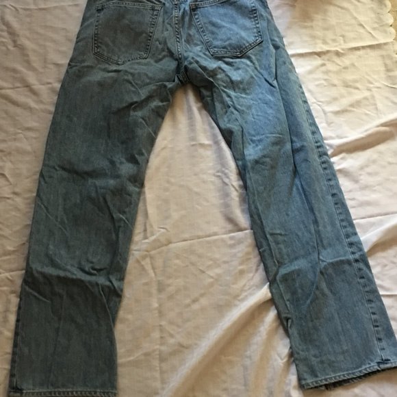 One (1) Pair Old Navy Straight Light Blue Jeans - Picture 2 of 2